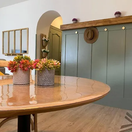 Nenuca Ii, El Paraiso En Daire