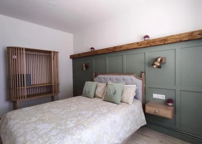 Nenuca Ii, El Paraiso En Oviédo